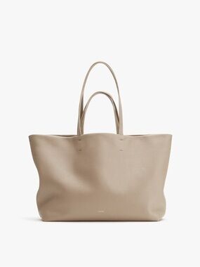 Cuyana Classic Easy Tote in Stone